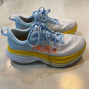 Womens Hoka Bondi 8. Size 6.5W